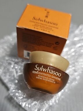 Sulwhasoo Concentrated Ginseng Renewing Cream 0.16 fl oz